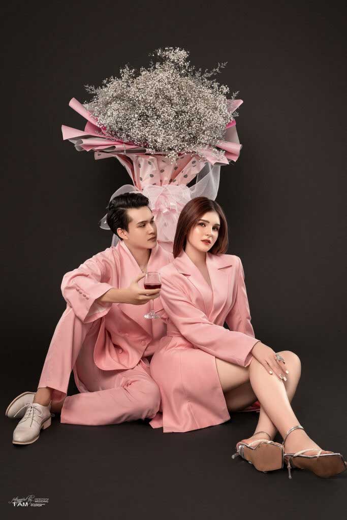 Ảnh cưới concept hồng mộng mơ