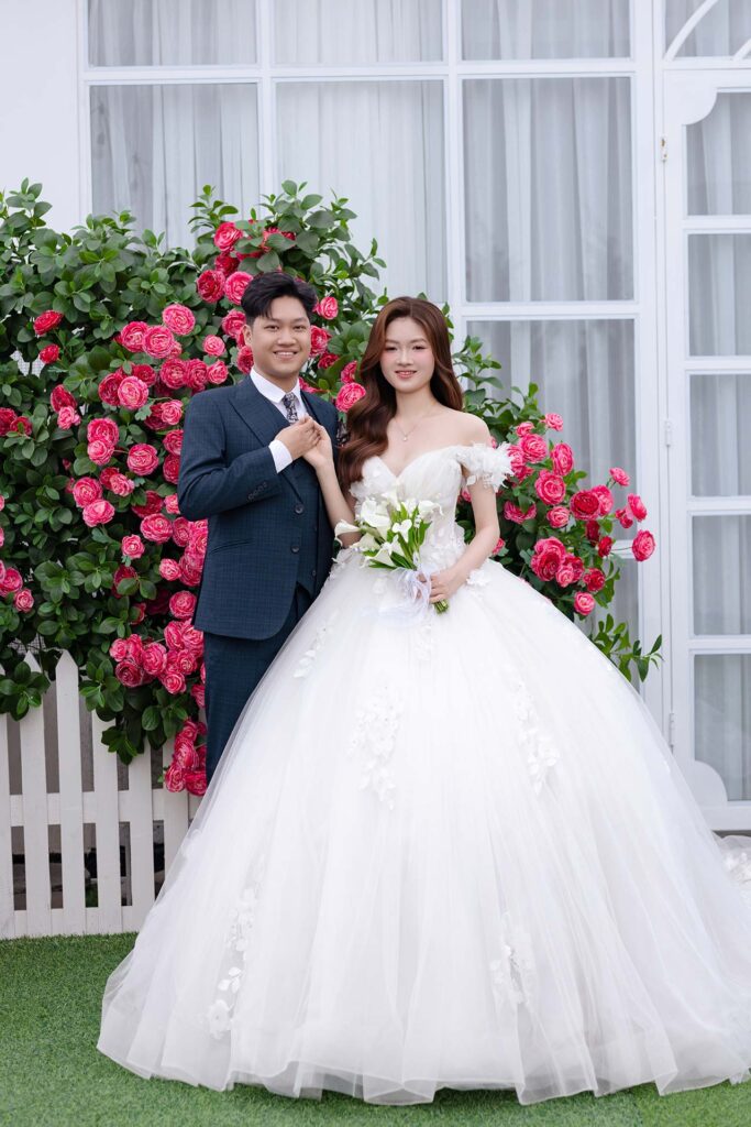 Bạn có một lời mời đám cưới của Quang ❤ Hương