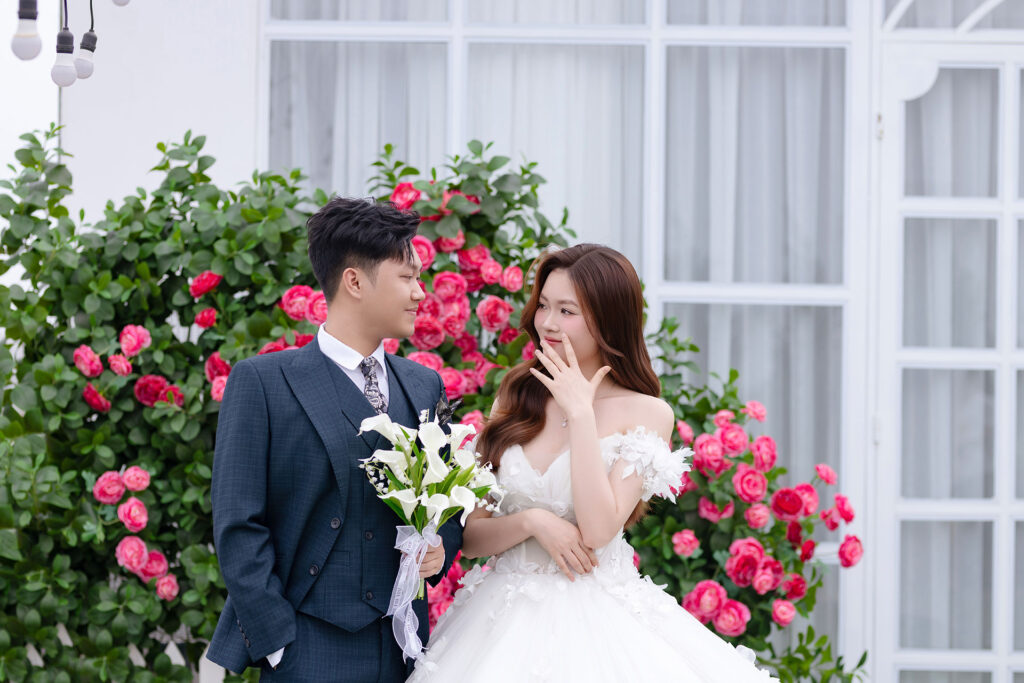 Bạn có một lời mời đám cưới của Quang ❤ Hương