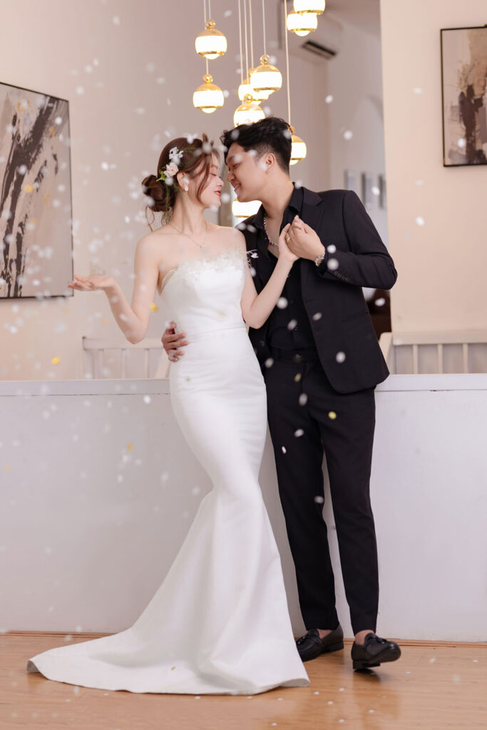 Bạn có một lời mời đám cưới của Quang ❤ Hương