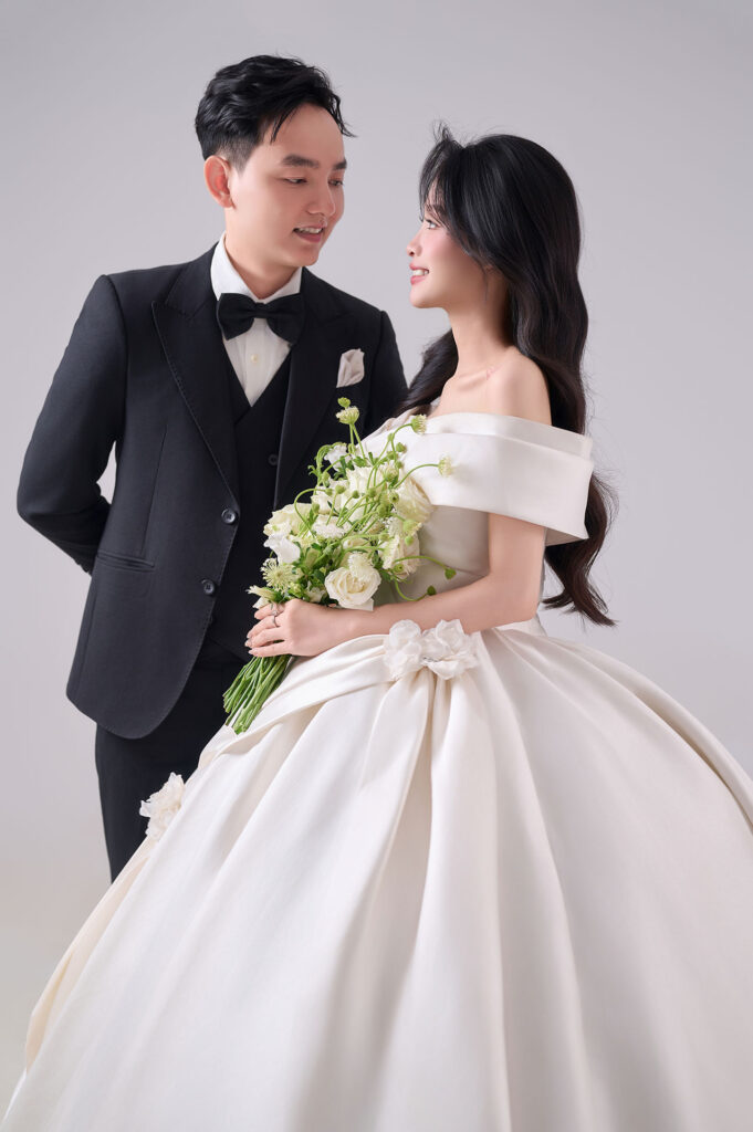Bạn có một lời mời đám cưới của Linh ❤ Sơn