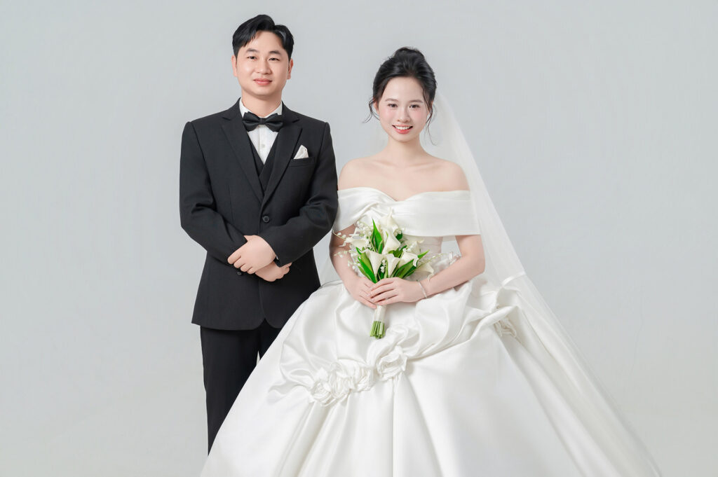 Bạn có một lời mời đám cưới của Hưng ❤ Dung