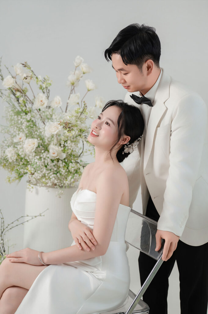 Bạn có một lời mời đám cưới của Hưng ❤ Dung