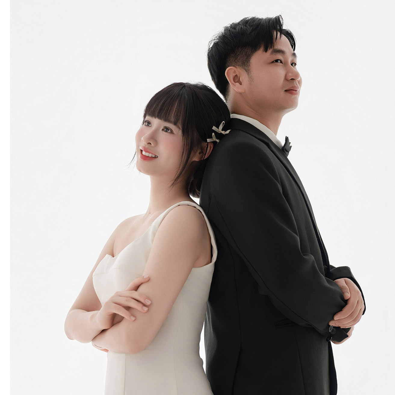 Bạn có một lời mời đám cưới của Hưng ❤ Dung