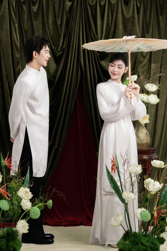 Concept áo dài trắng tại Studio